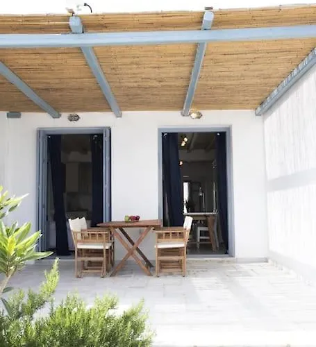 Beachfront 2br - Free Parking Appartement