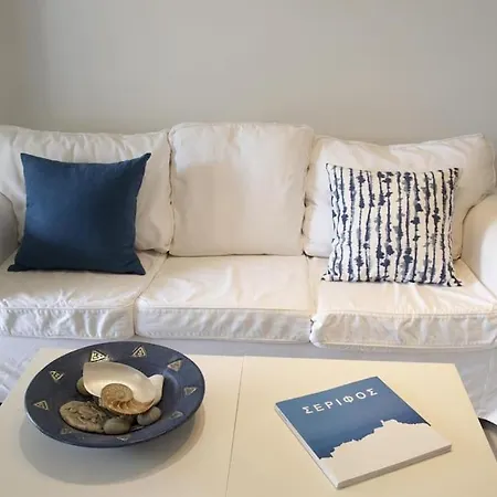 Apartment Beachfront 2br - Free Parking *